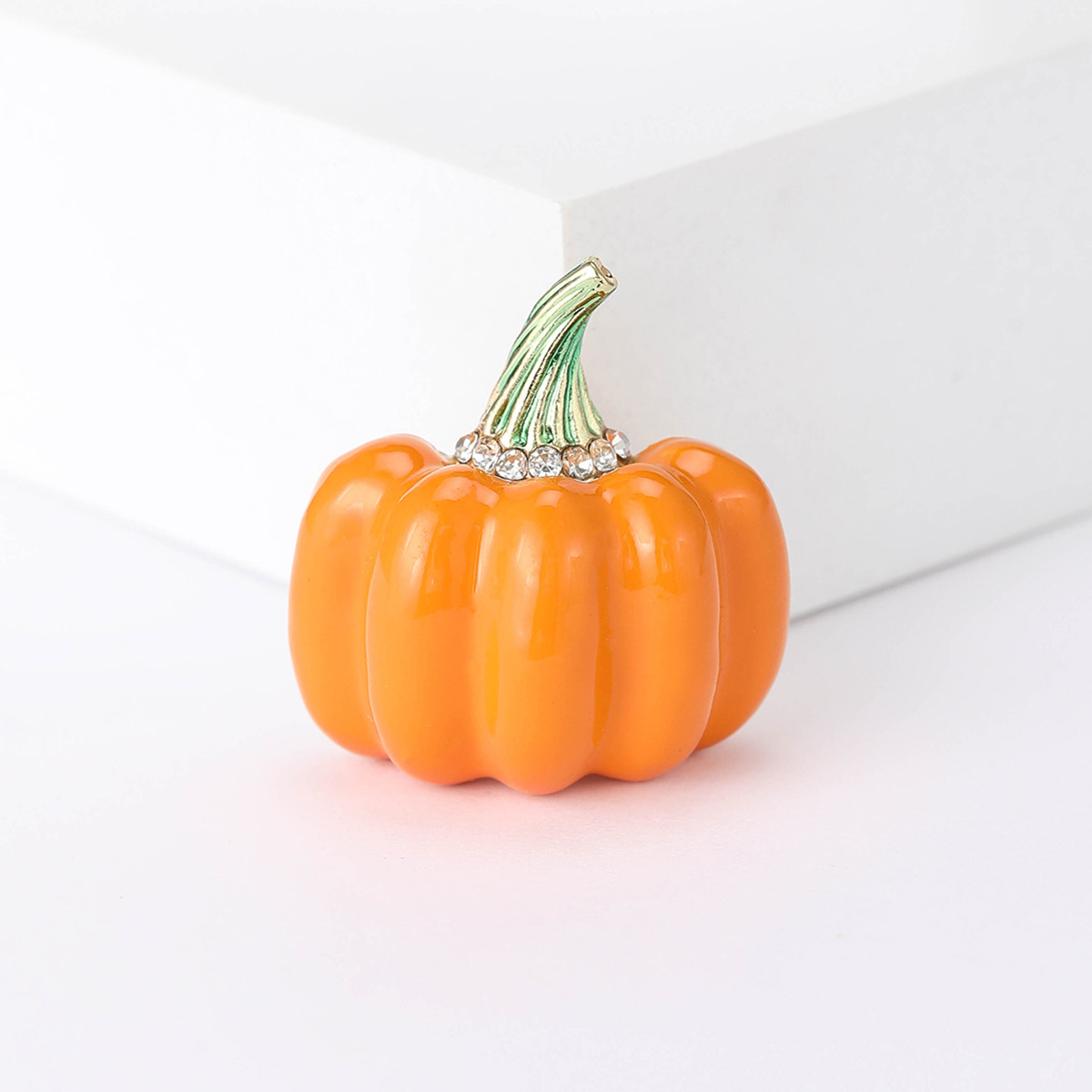 Fashionable and Versatile Enamel Halloween Pumpkin Brooch, Suit and Coat Accessory, Direct from the Manufacturer