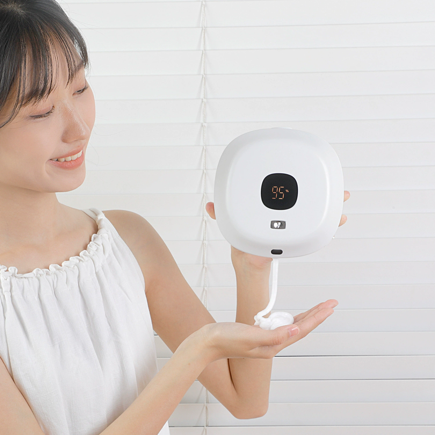 Новый трансграничный дозатор мыла для телефона из пены Настенный дозатор мыла Домашний автоматический индукционный дозатор мыла для телефона Гостиничный дозатор мыла