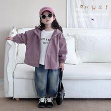 女童外套春秋款2024新款连帽冲锋衣秋装韩范儿童户外爬山小童褂子