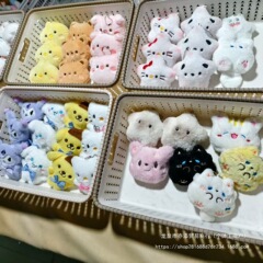 夜市の屋台卸売、鳴き笛人形、ぬいぐるみペンダント、見栄えの良い、人気のギフト、友人、インターネット有名人へのギフト