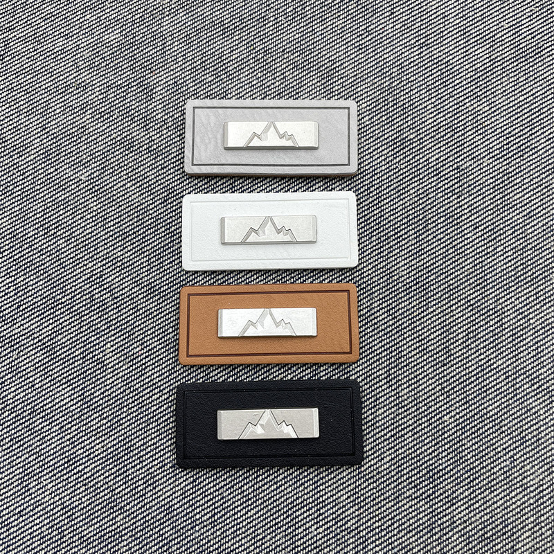 Metal Decorative Mountain Pattern Outdoor Style Element Leather Label Clothing Accessories Decorative Label Metal Decorative Mountain Pattern Outdoor Style Element Leather Label Clothing Accessories Decorative Label