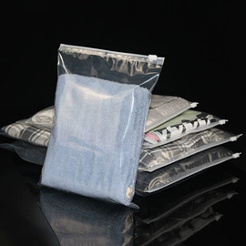 塑料服装袋;其他塑料薄膜