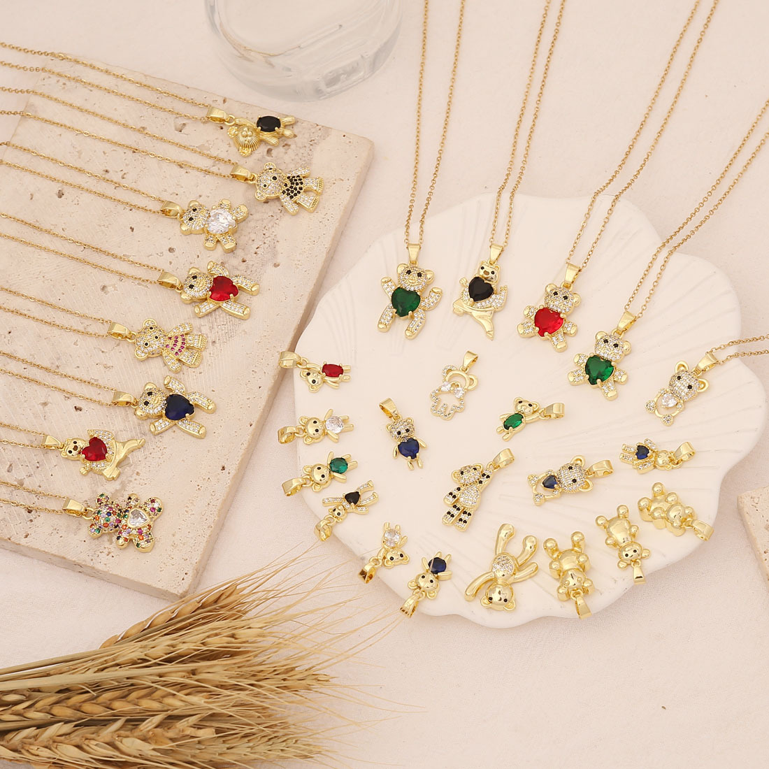 Copper Inlay Heart Bear Elegant Zircon Necklace