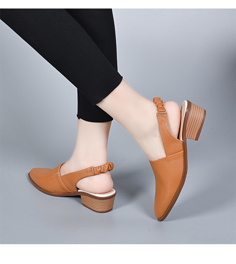 Dép sandal nữ da thật mũi nhọn gót trung bình quai chữ V — Màu đen chi tiết 4
