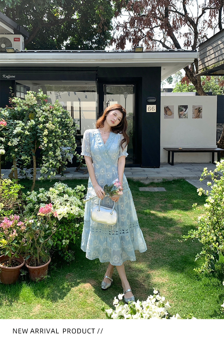 Đầm maxi nữ tay bồng ren hoa V cut-out phong cách Pháp cung đình — xanh lam, màu hồng, màu mơ chi tiết 24