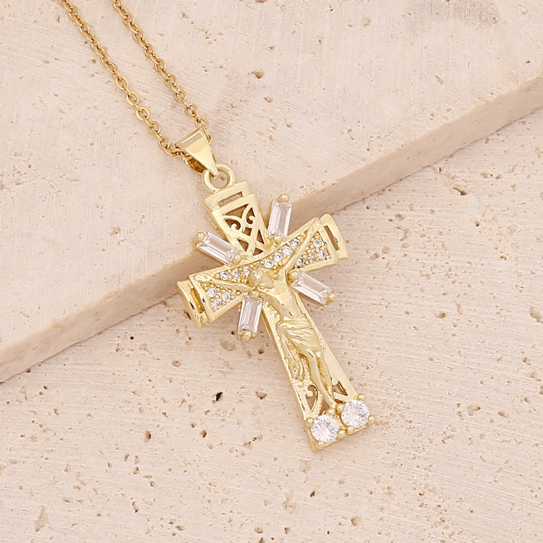 Wholesale Fashion Cross Copper Inlaid Gold 18K Gold Plated display picture 5