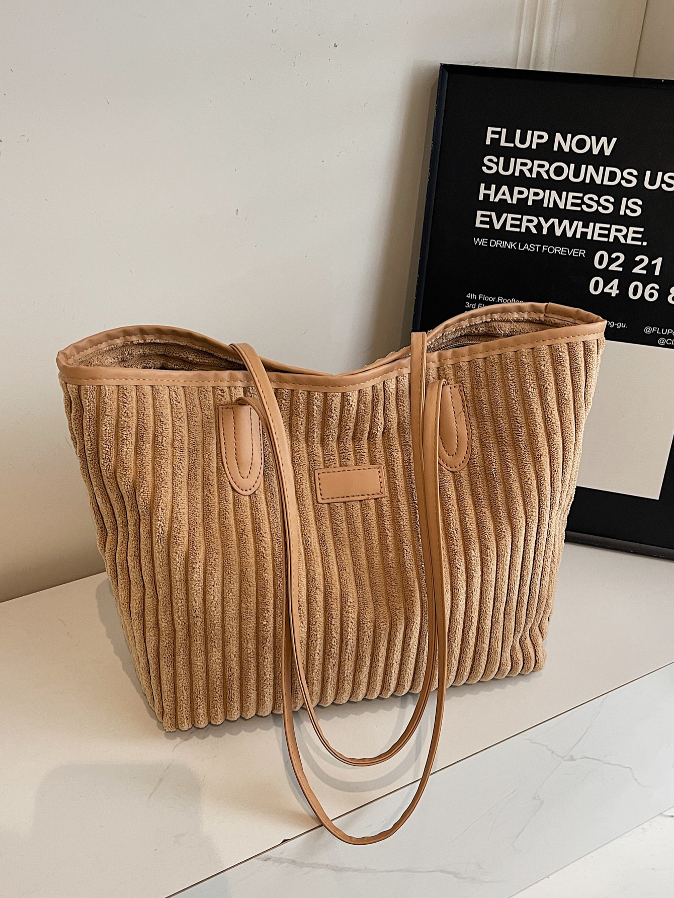 Verano 2024 invierno de gran capacidad de meandruño nuevo nicho simple de viaje de mano bolsa de hombro para mujeres