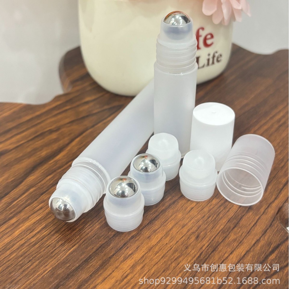 厂家现货精油滚珠瓶涂抹式按摩走珠瓶香水精油生发液塑料分装瓶