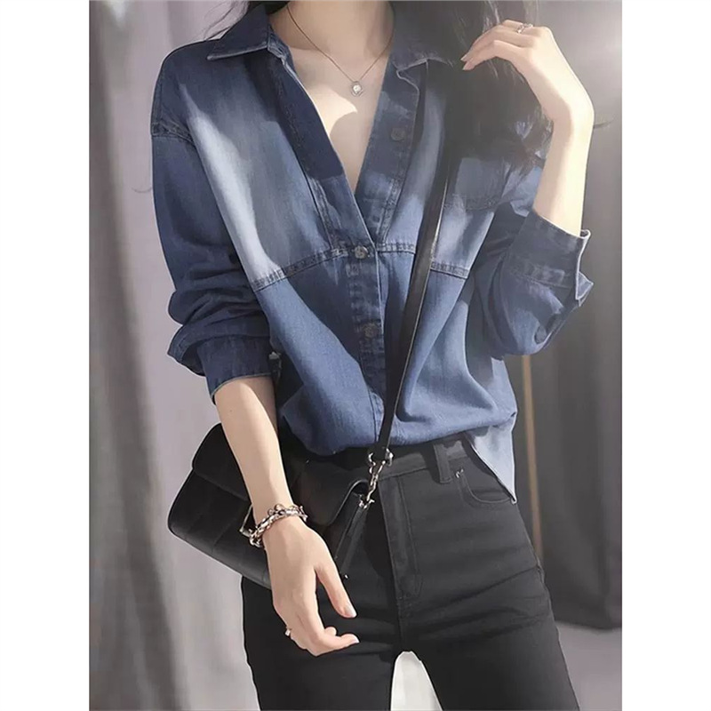 2025春季洋气独特别致漂亮法式减龄轻奢小众高级感蓝色牛仔衬衫女
