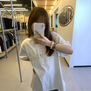��ĸ�N���̽�����t��Ů�ļ����nϵ�������e�ٴ�WԺ�L������H��