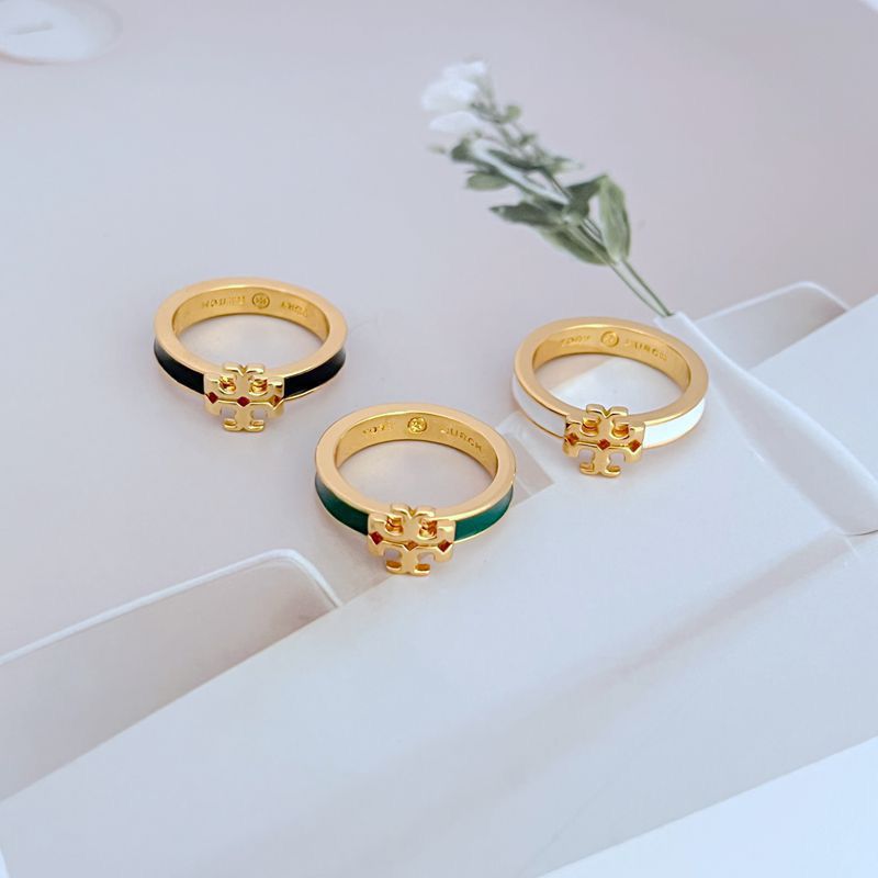 Fashionable elegant enamel