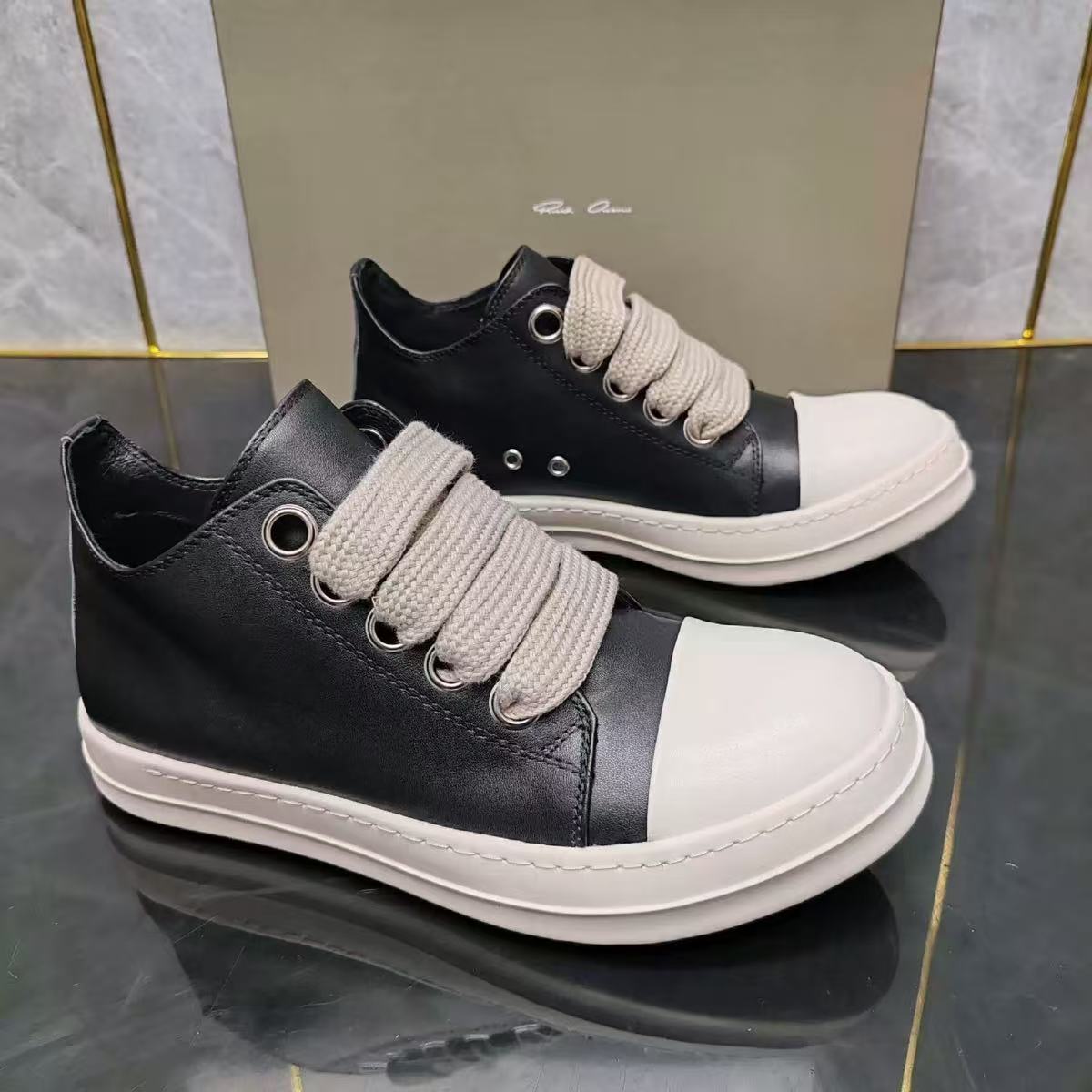 Rick Owens Sneaks Low Jumbo Lace Black Milk
