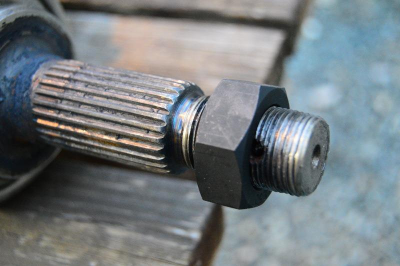 10-Piece Set of Half-Shaft Thread Repair Tools for Automotive Use, Including Tools for Repairing Damaged Threads on Half-Shafts and Main Axles
