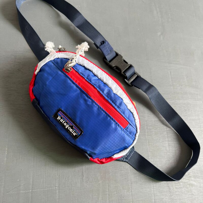 Bata アウトドア ナイロン スポーツ クロスボディ チェストバッグ 防水 ミニ フィットネス ランニング ウエストバッグ メンズ トレンディ ブランド|undefined