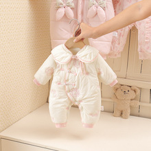 新生婴幼儿冬季爬服女宝宝新中式a类连体衣加绒加厚超萌外出棉服