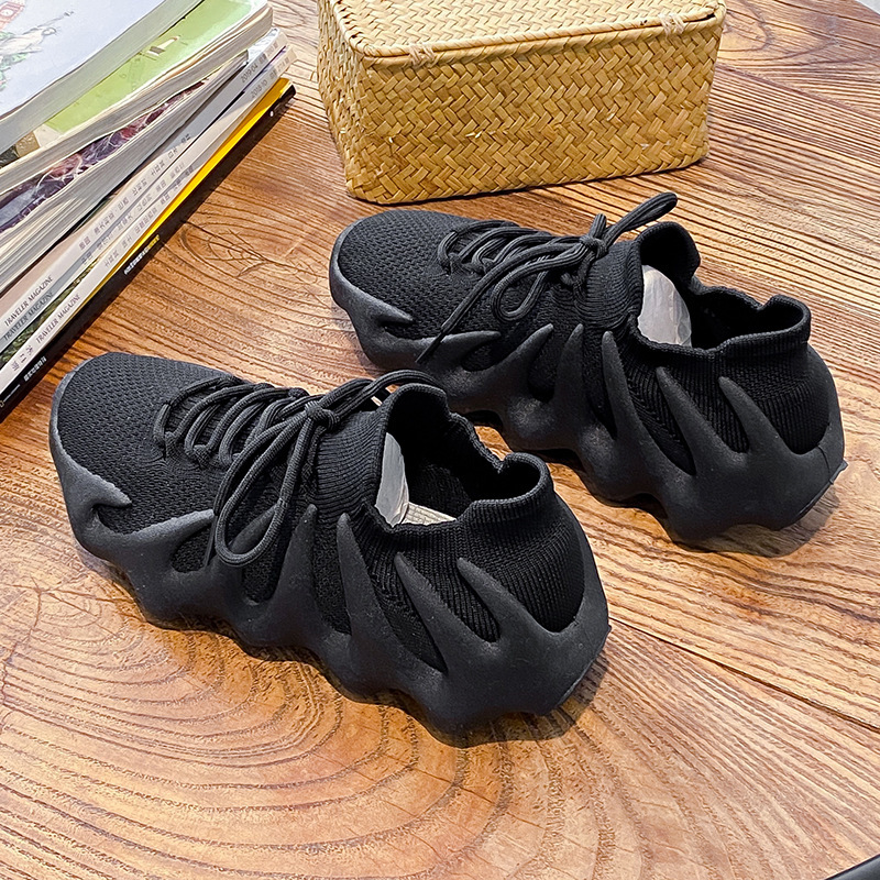 Couple's Octopus Socks Shoes Summer New Women's Breathable Mesh Surface Flying Woven Small Long Bag Volcano Men's Casual Shoes F450