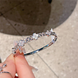Source Authentic Natural Mother of S925 Silver Bracelet with Four Leaves Simple Hollow High-end Jewelry for Friends