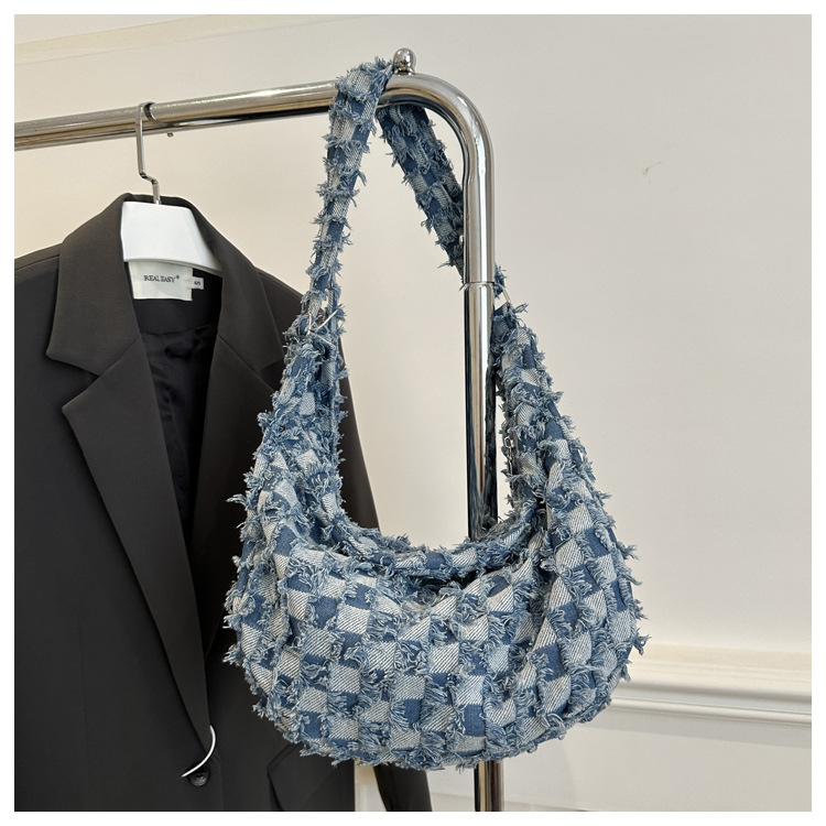Casual and fashionable crossbody bag 2025 new style large-capacity simple checkered single-shoulder bag, personalized and versatile, lightweight underarm bag undefined