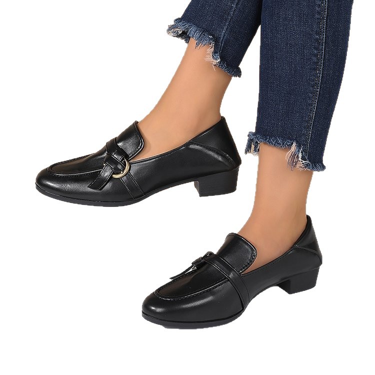 estilo británico zapatos de estilo de moda de tacones gruesos Lefour para mujeres 2025 nuevos zapatos de cuero de un solo zapato para mujeres