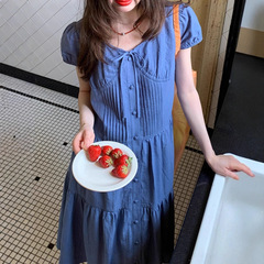 ガーリーパフスリーブドレス夏の女性のミドル丈デザインルーズソリッドカラー年齢軽減プリーツスプライシングスカート