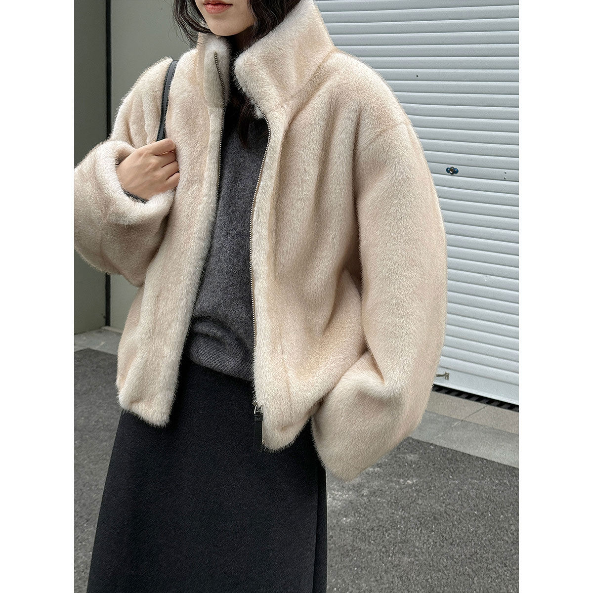 Luxi Korean-Style Atmosphere Stand-Up Collar Faux Mink Fur Coat for Women, Winter 25 New Model, Eco-Friendly Plush Fur 52026