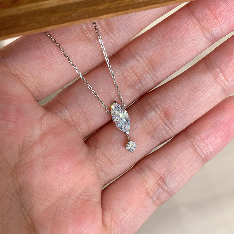 S925 スターリングシルバーサスペンションフラッシュダイヤモンドウォータードロップペンダント鎖骨チェーン女性ニッチハイエンドライトラグジュアリーミニマリストスタイル絶妙なアクセサリー|undefined
