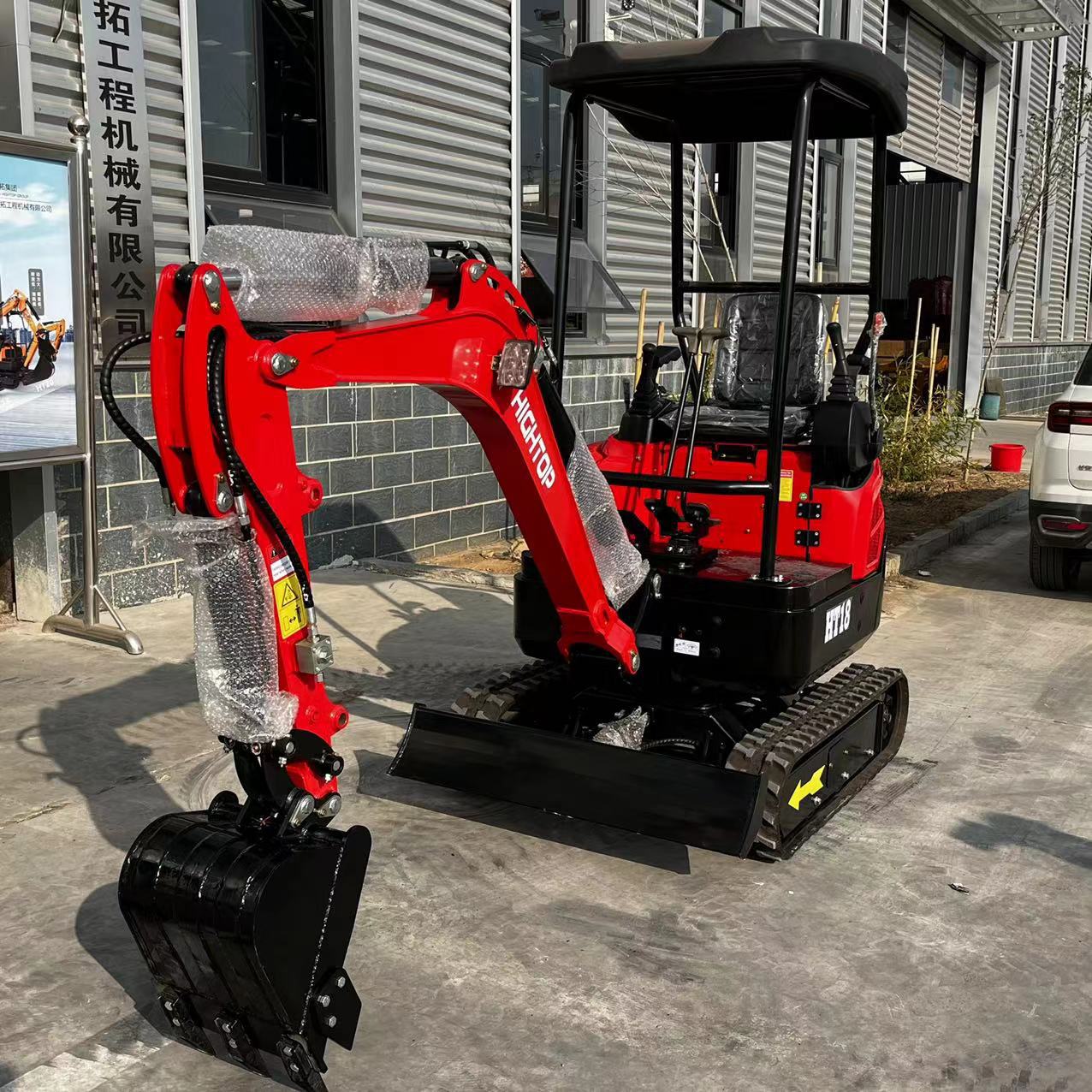 小型农用履带式挖掘机 工程用破碎螺旋钻抓木机 18型履带挖掘机