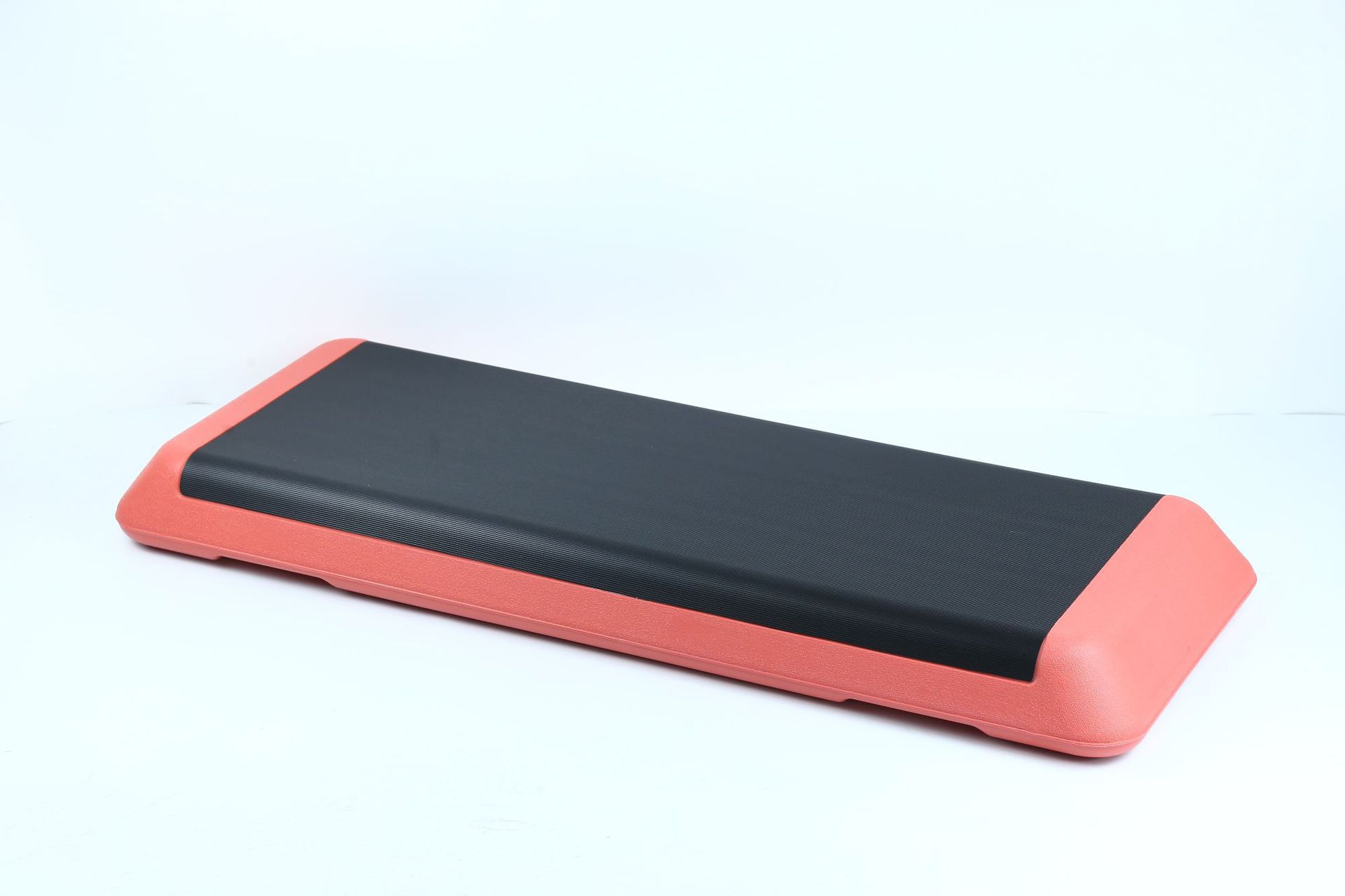 110 см (одиночная доска)— кожа красная 8