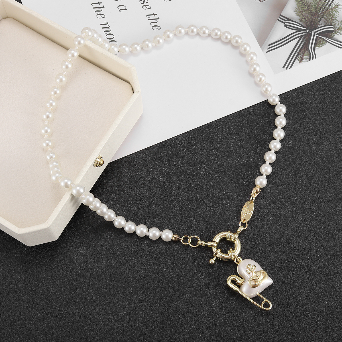 Imperatrice vedova Xi, spilla di perle, collana dell'amore, ciondolo di Saturno, lusso leggero, piccolo popolare, di alta qualità, dolce e fresco_voghion.com
