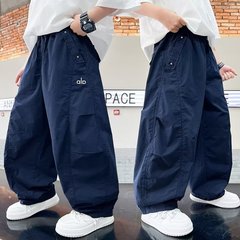 男の子の夏のパンツ 2025 新しい夏の薄い作業服ズボン中大子供男の子夏の防蚊パンツトレンディな