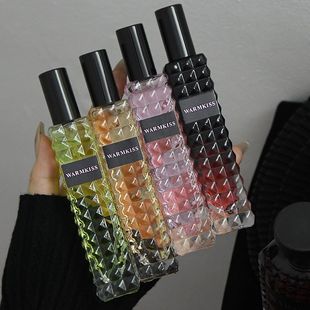 warmkiss�߼���ð�UС����ˮ�㾫����Ů����õ��ŮС���軨��ˮ