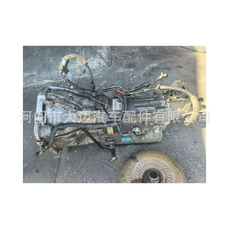 Mitsubishi Pajero 6G72-03-72L Is Compatible with Cheetah Black King Kong Automatic Transmission Mr593168/2700A138