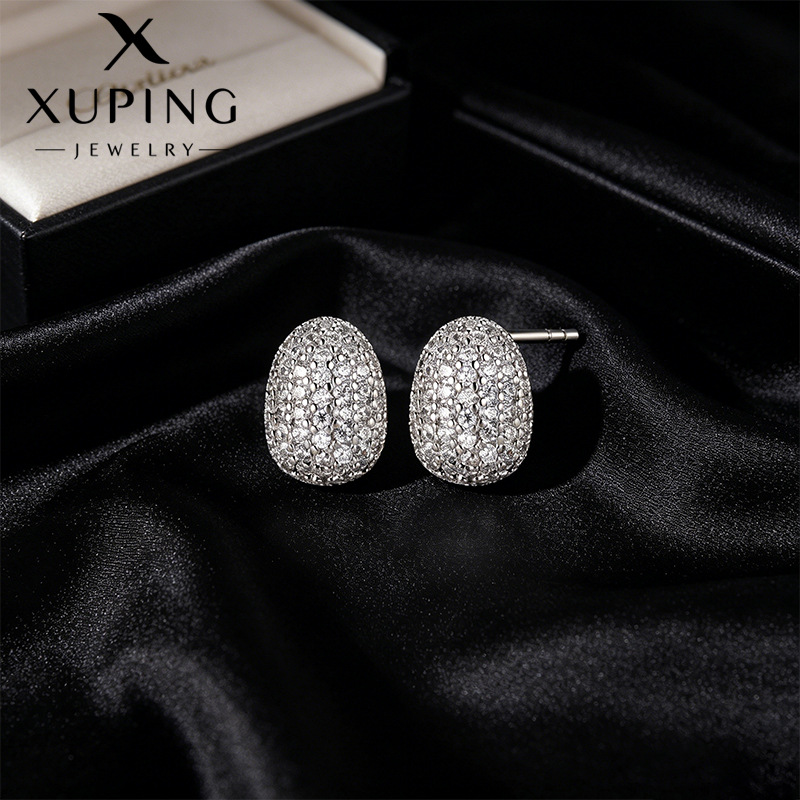 Pendientes de Aleación de Cobre con Baño Electrolítico Blanco de Xuping Jewelry, Diseño Versátil de Lujo Ligero, Venta al por Mayor