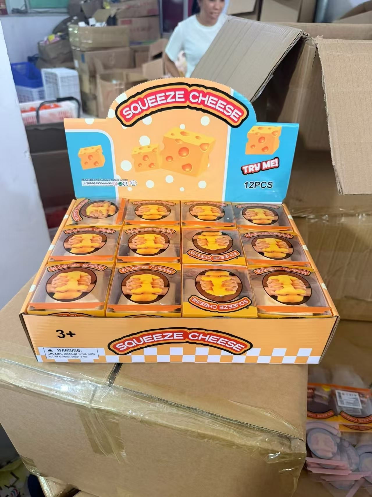 Nuevo producto explosivo bloque de queso suave - amarillo, juguete de descompresión plástica, con función de extrusión