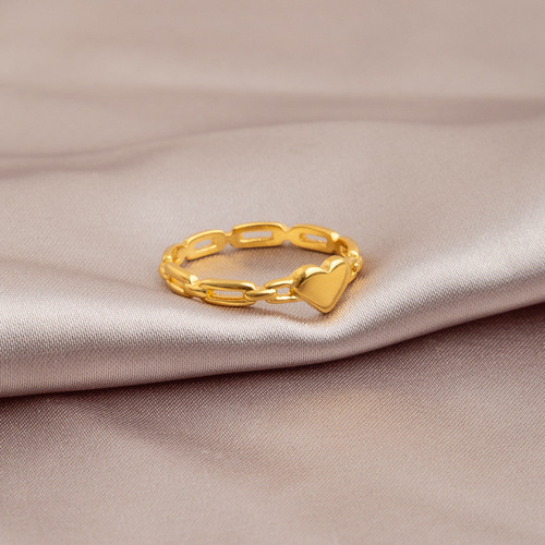 Titanium steel chain heart ring for women 2024 new fashion light luxury niche design high-end sense of fashion personalized ring