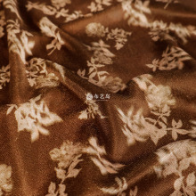韩国进口金丝绒弹力棕色底小碎花印花丝绒布料服装旗袍设计师面料