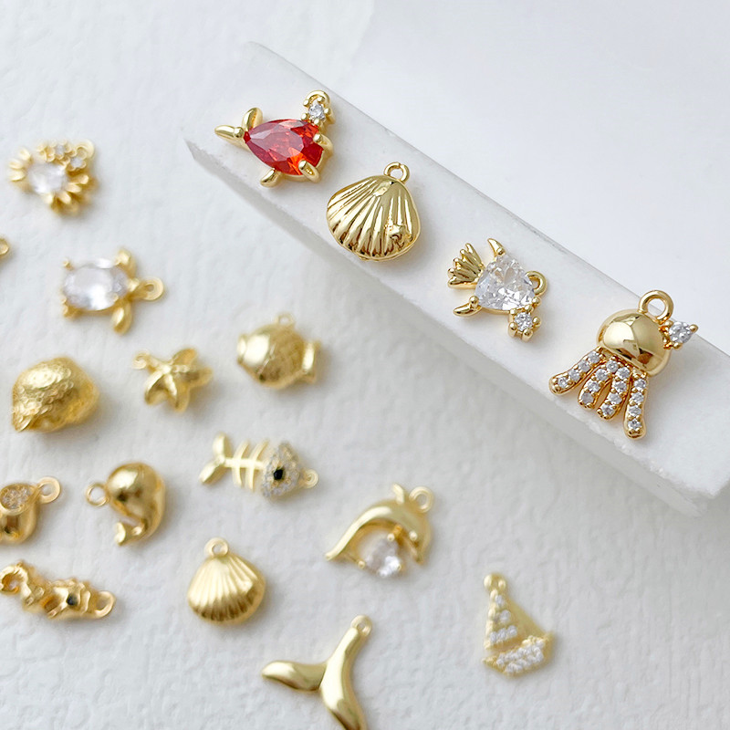 4g Weight Pendant Jewelry Making Type 18K Gold Plated Plating Material DIY Jewelry Accessories Classification 1 Piece Quantity Copper Material Starfish, Dolphin Pattern Plating Design Retro, Marine Style Style 1 Piece Copper 18K Gold Plated Starfish Dolphin Pendant 3