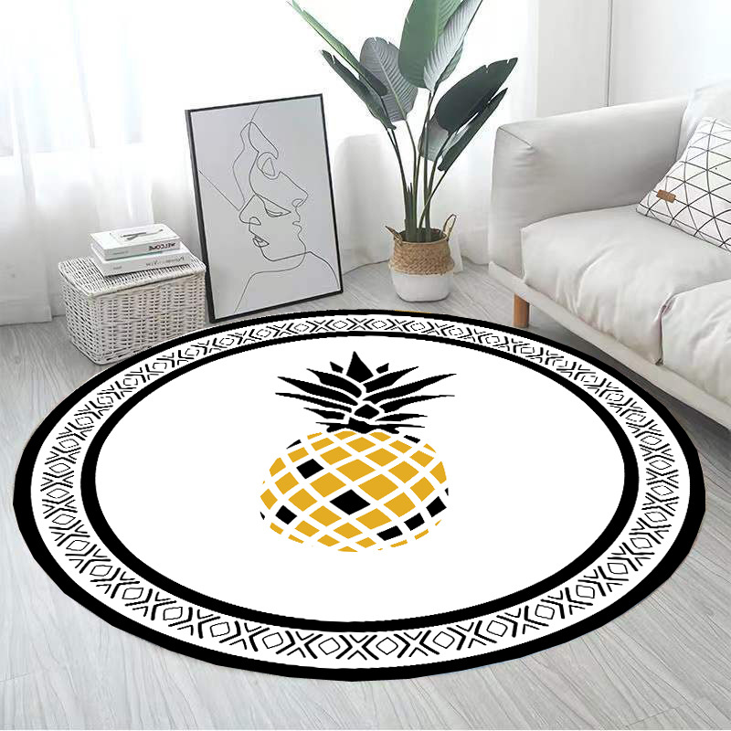 큰 노란색 파인애플