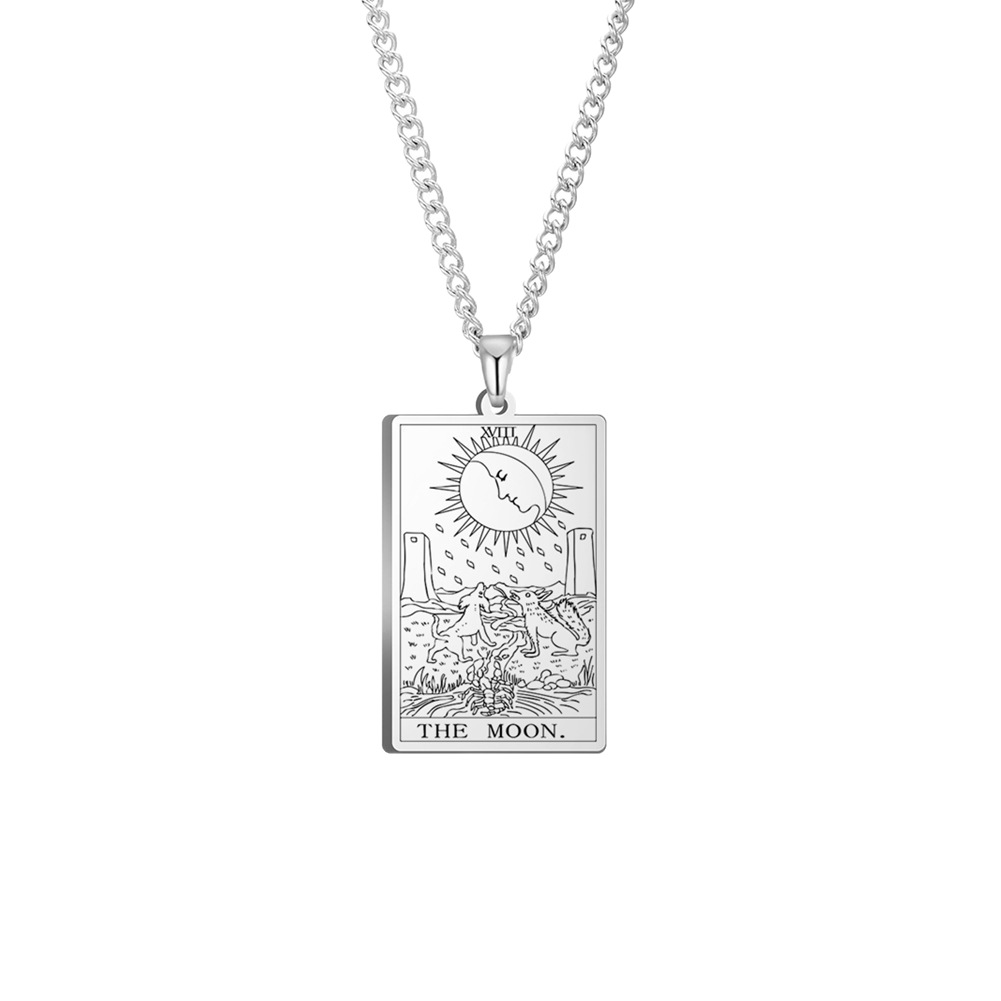 Collana da uomo con ciondolo quadrato a carta dei tarocchi_voghion.com