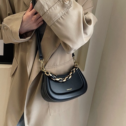 Korean niche small bag women's autumn and winter new trendy portable small square bag design western style commuting crossbody bag