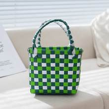大量现货网红编织包PP菜篮子手提包绿白拼接方形包通勤手拎包批发
