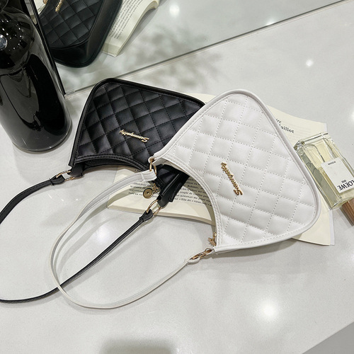 Embroidered Underarm Bag Ladies Handbag Fashion Versatile Shoulder Bag