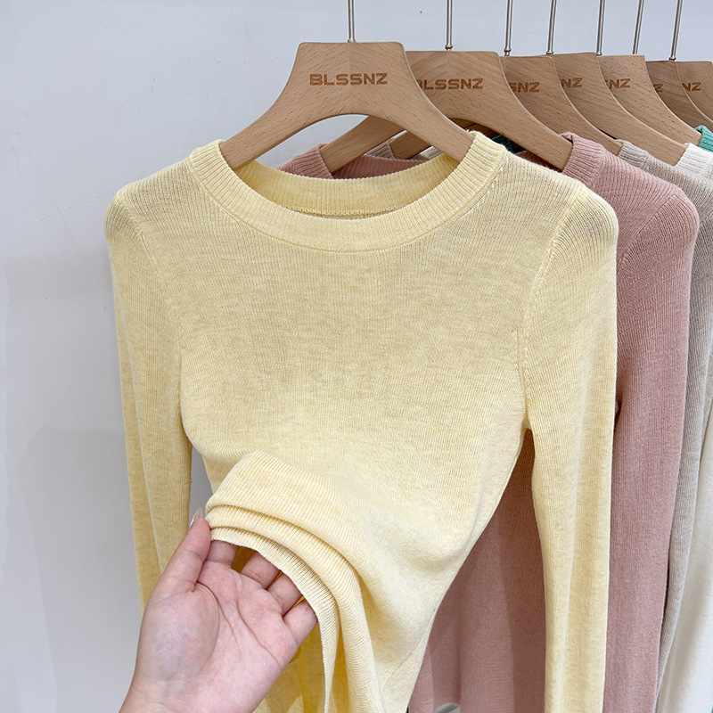 Green Long-sleeved Knitted T-shirt Women's Summer Top 2024 New Simple All-match Shoulder Base Shirt Women's Thin Green Long-sleeved Knitted T-shirt Women's Summer Top 2024 New Simple All-match Shoulder Base Shirt Women's Thin
