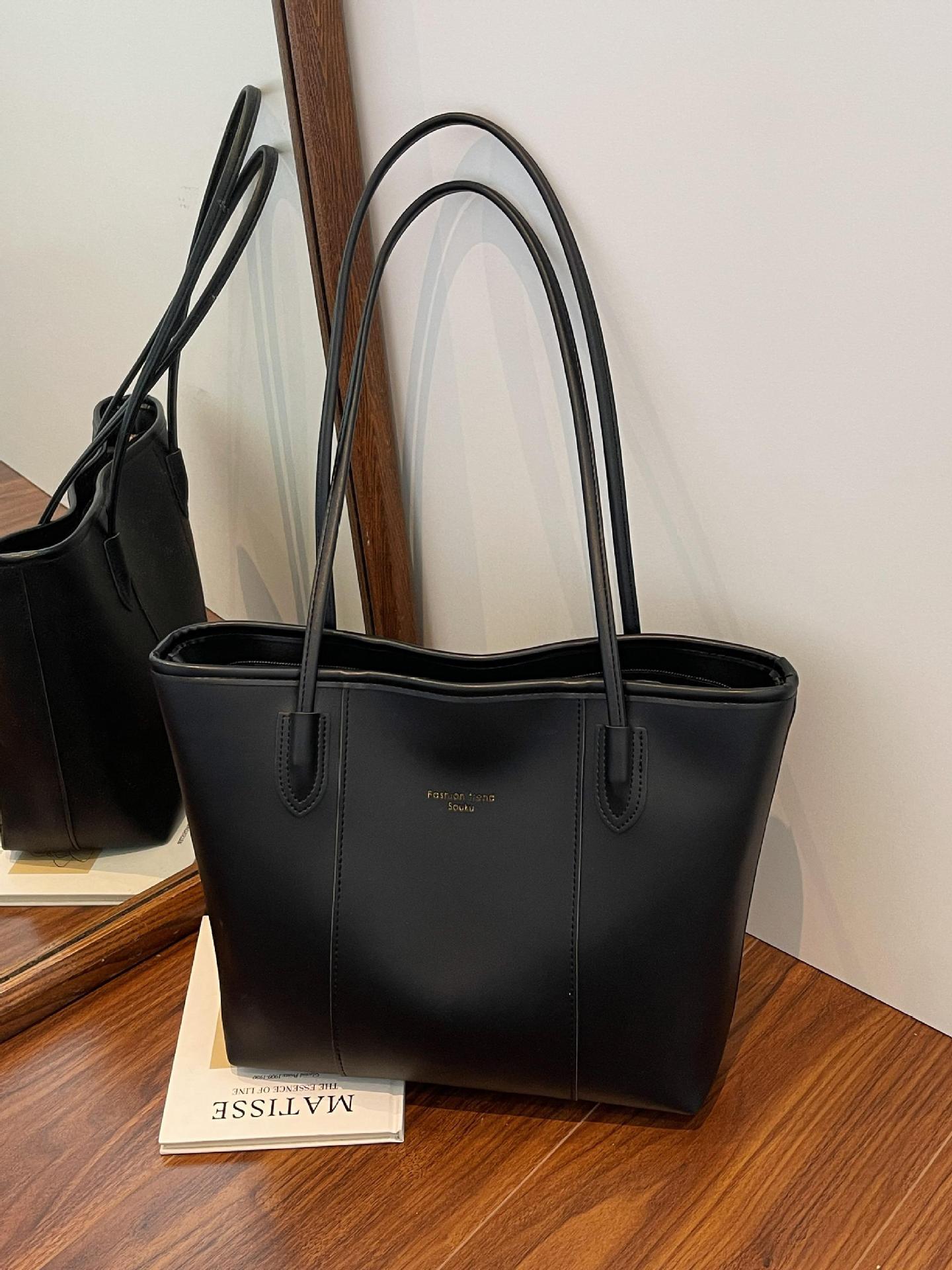 Bolso Tote nuevo producto más vendido transfronterizo para mujer de gran capacidad 2025 todo-fósforo casual simple de alta calidad bolsa de axila de un solo hombro