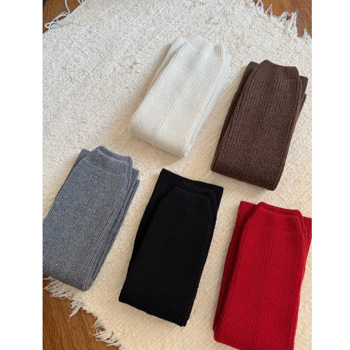 Woolen knitted gaiters
