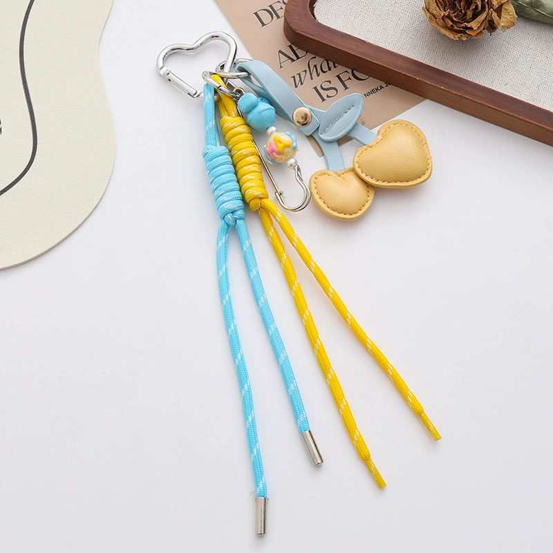 Small design brand keychain, (Physicals)