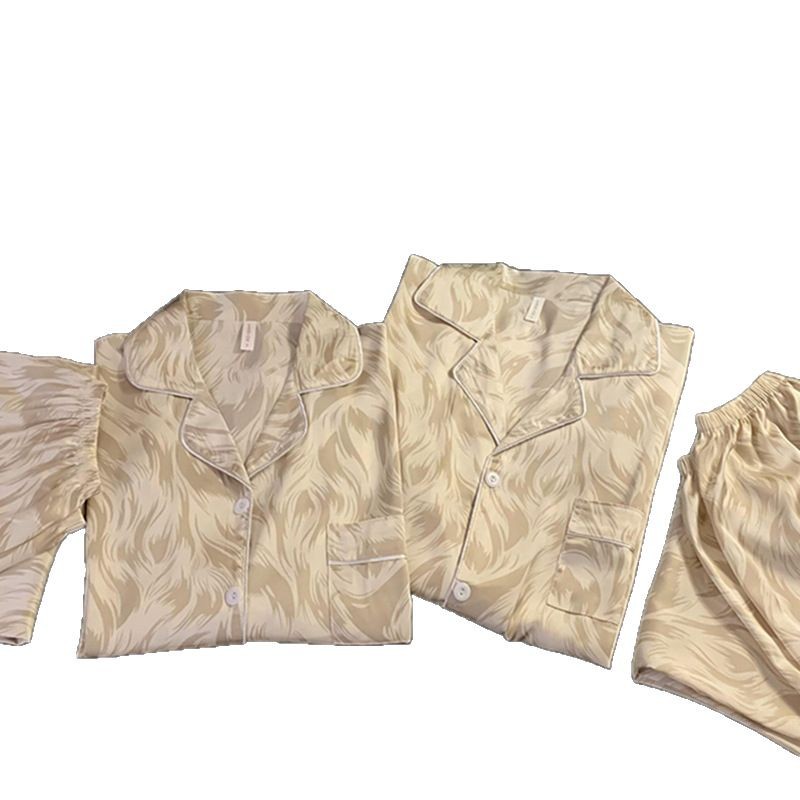 Pajamas de pareja de seda de hielo para mujeres primavera y otoño manga larga japonesa interior de hoja de arce de alta calidad hombre ropa de casa de seda de verano