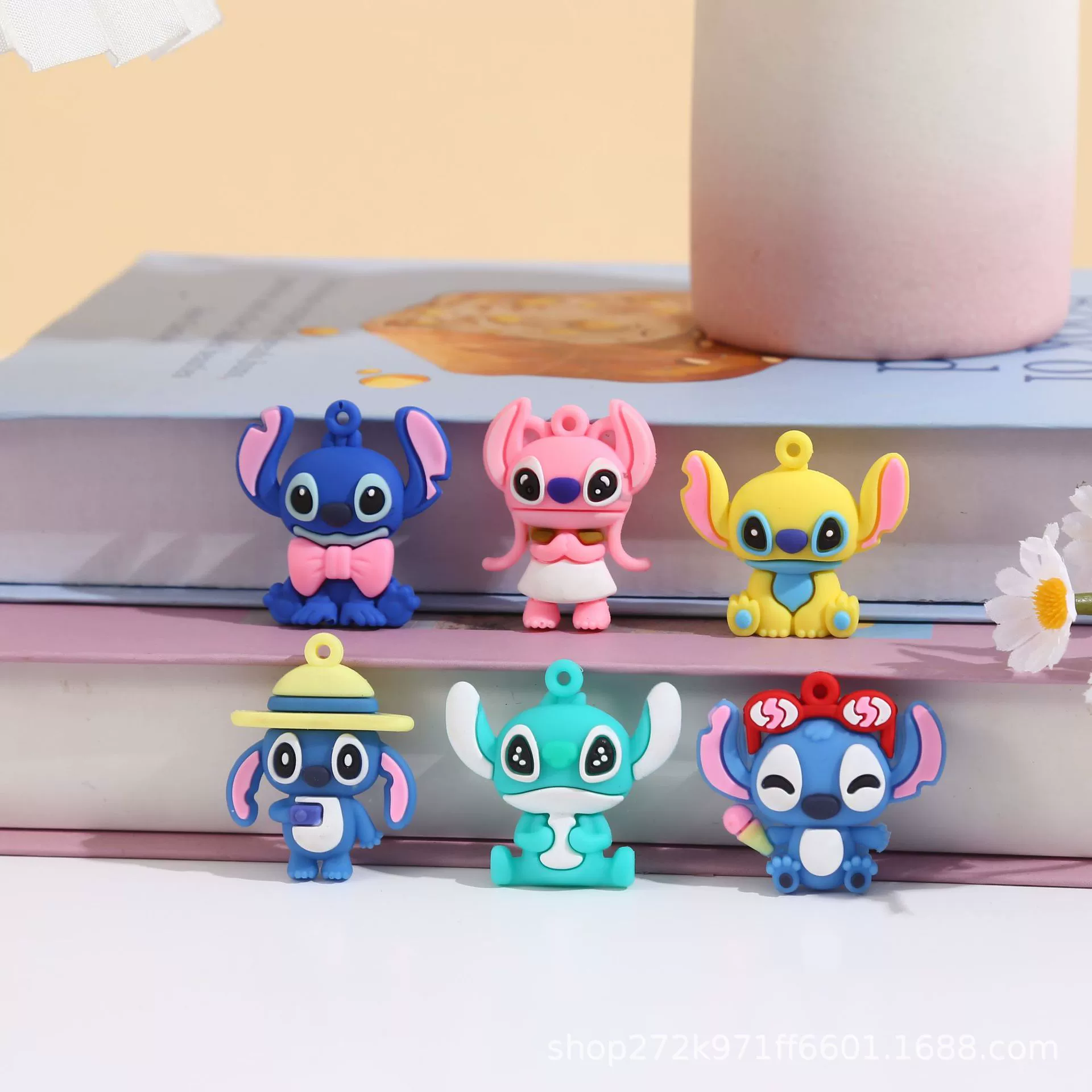 Брелок-подвеска Stitch, мягкий PVC, слепой бокс, отверстие для кольца