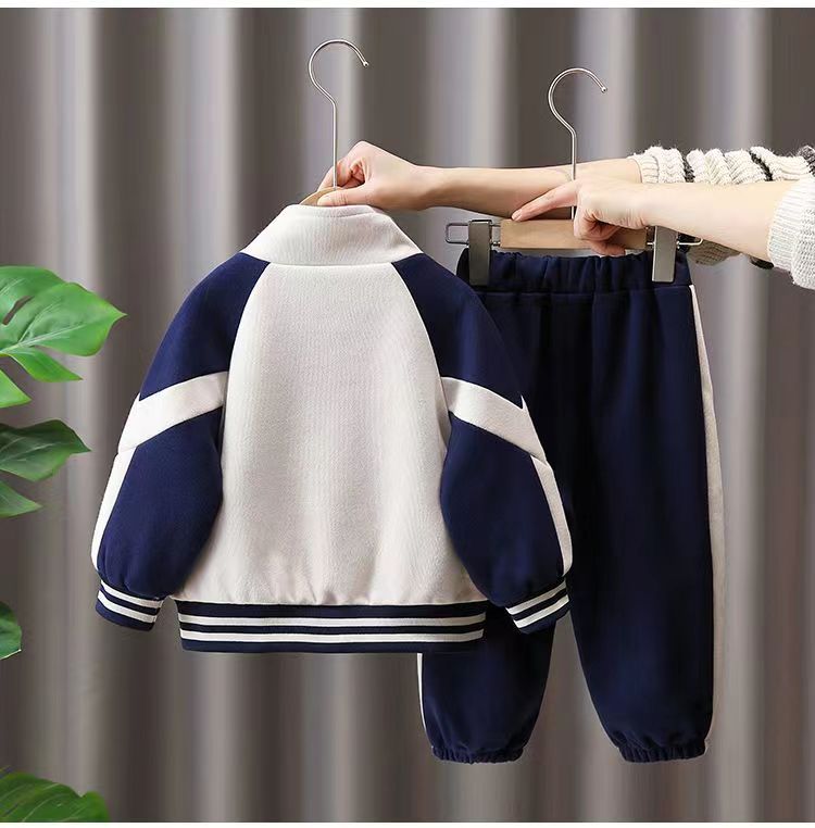 Small and medium-sized sports set, autumn handsome children's Korean version jacket, wearing baseball jersey_voghion.com