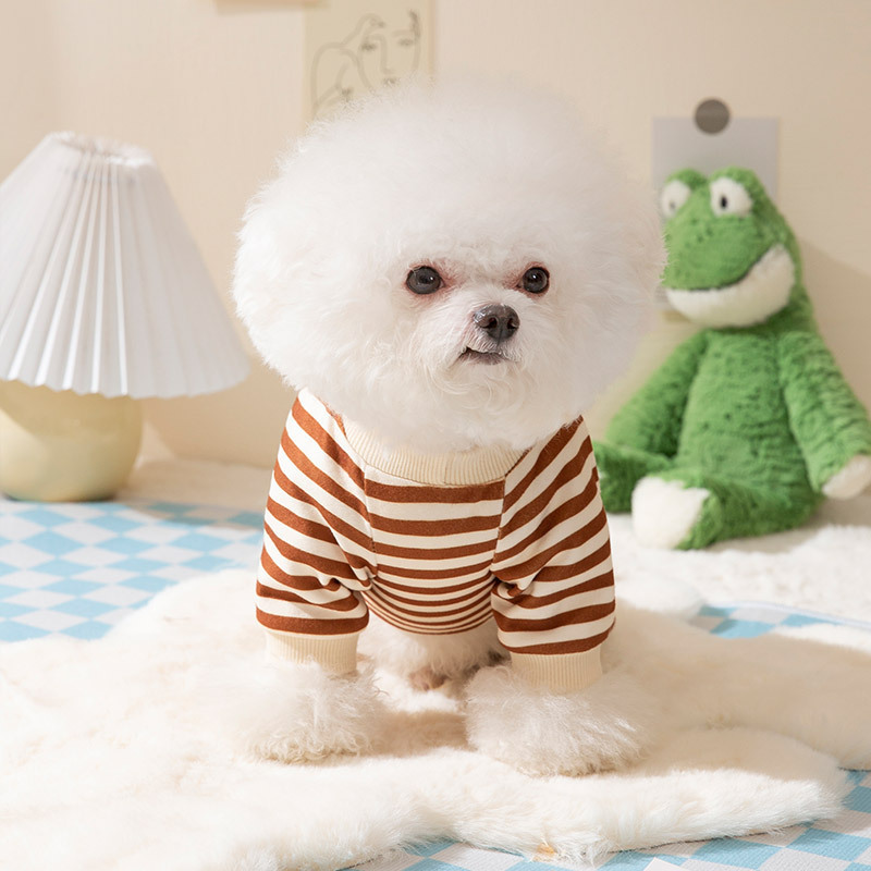 Perro otoño e invierno cálido tridimensional lindo oso rayas de cuatro patas desgaste del hogar gato Teddy ropa para mascotas al por mayor